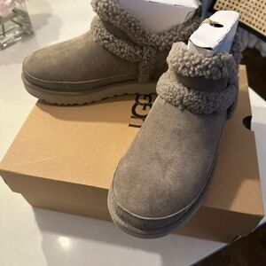 UGG Ultra Mini Spillseam Shearling Boot - Smoke Plume - SZ 9